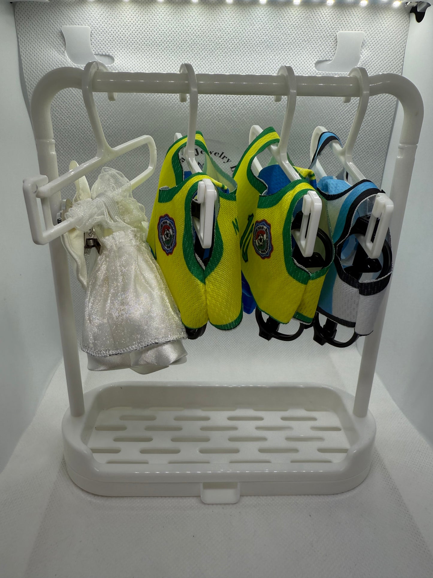 Labubu clothed rack with 5 hanger