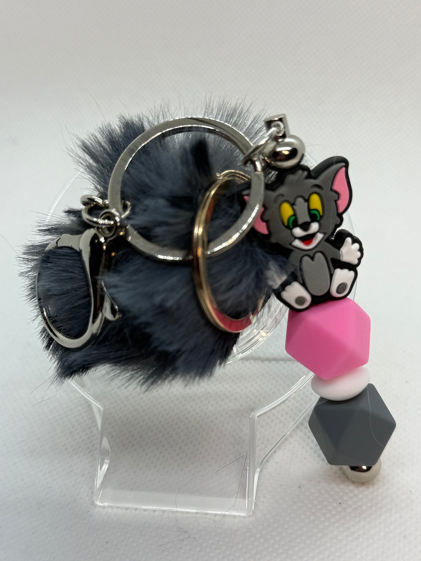 Pompom keychain with beads