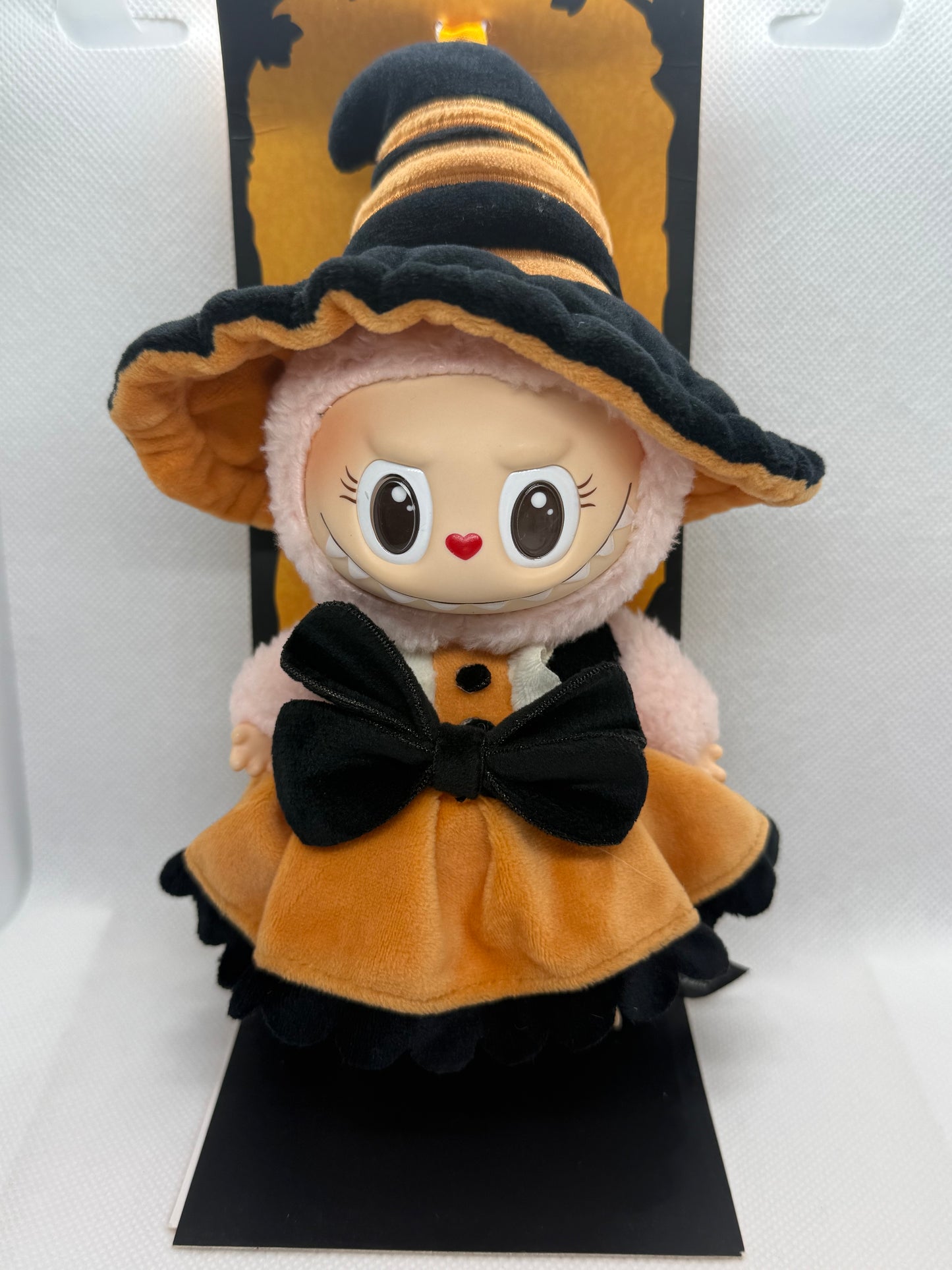 Halloween Labubu